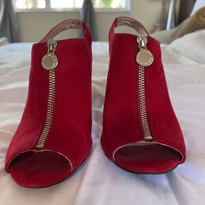 Anne Klein iflex heels, red with gold zipper